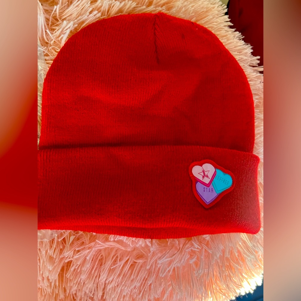 Jeffree star limited es Valentines beanie